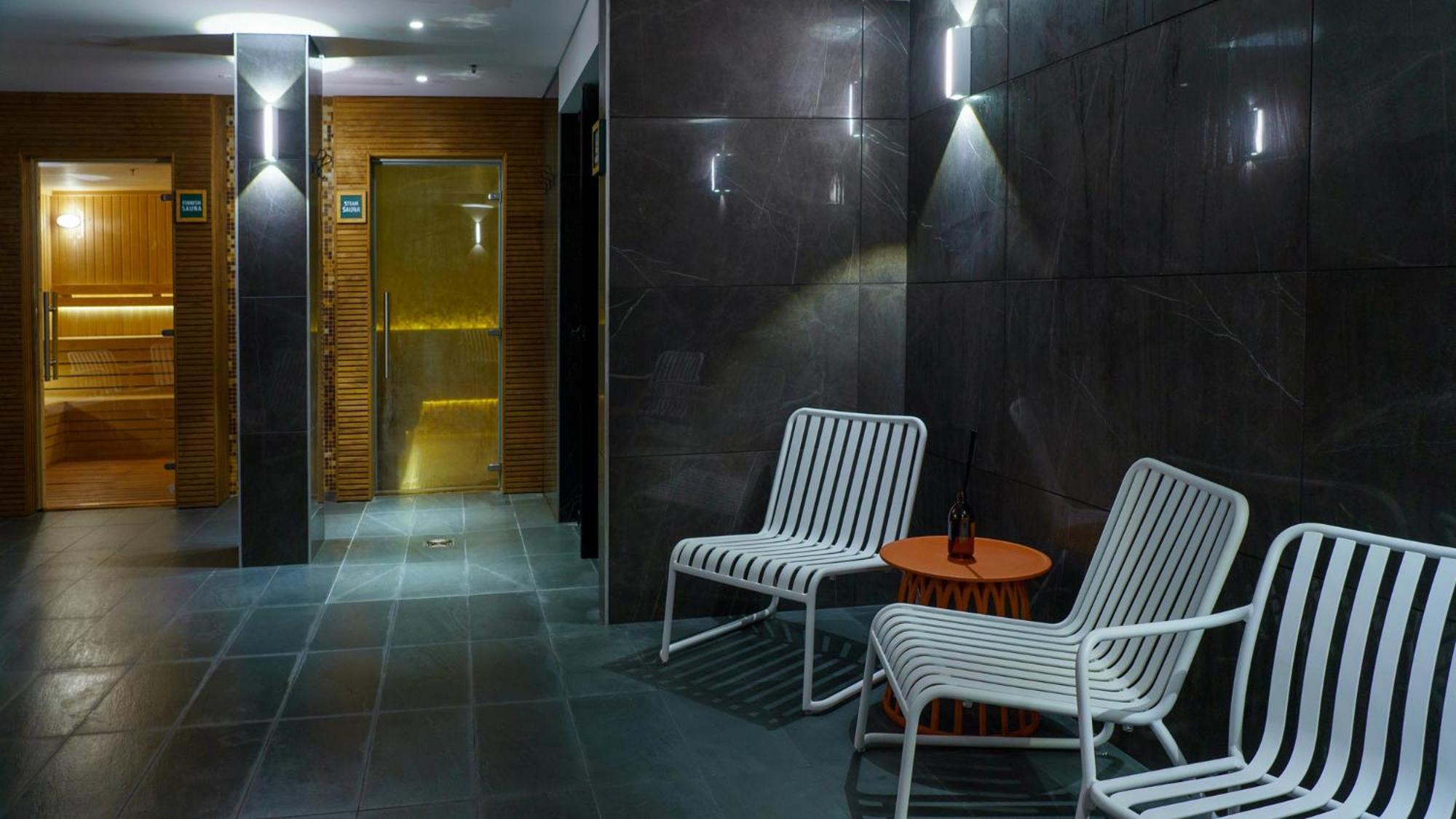 Almond Hotel - Adults Only Neve Ilan Exteriör bild