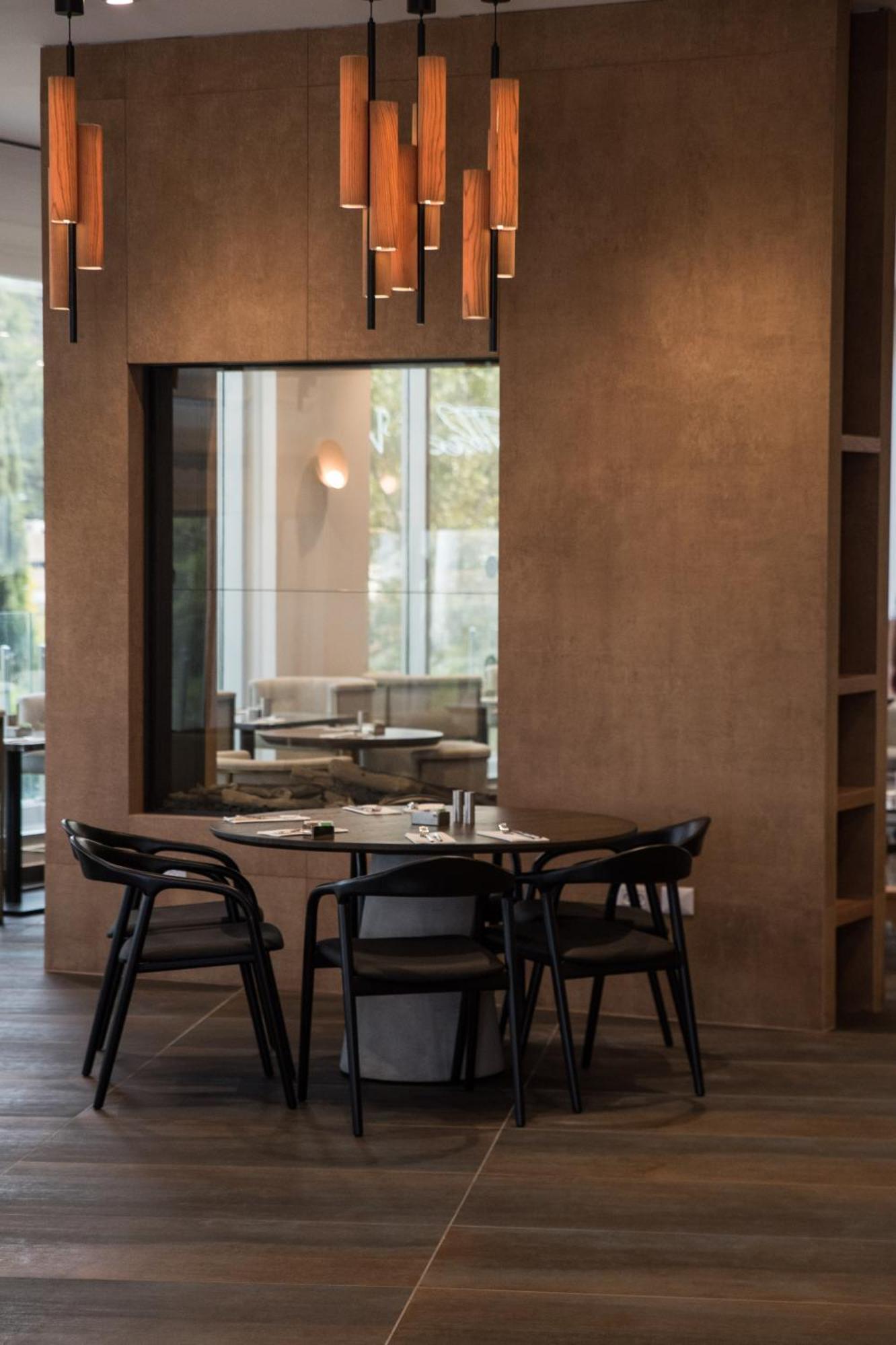 Almond Hotel - Adults Only Neve Ilan Exteriör bild